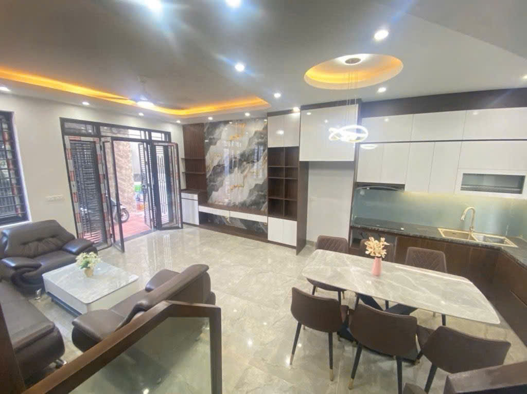 BÁN GẤP NHÀ 3 TẦNG – BÌNH ĐÀ, BÌNH MINH